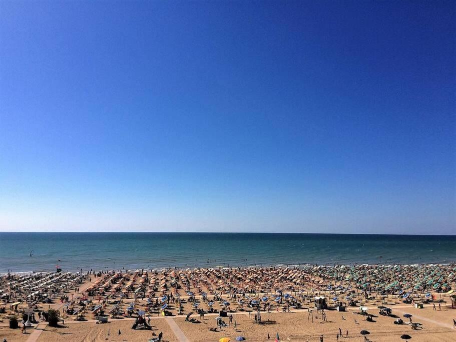 Condominio Bel Sole Bibione Exterior foto